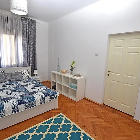 Apartment Sweet Story Ii *